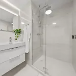 X34th Floor - Touch The Clouds In The Tallest Building In Eurovea Apartament *