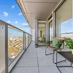 X34th Floor - Touch The Clouds In The Tallest Building In Eurovea Apartament Bratysława