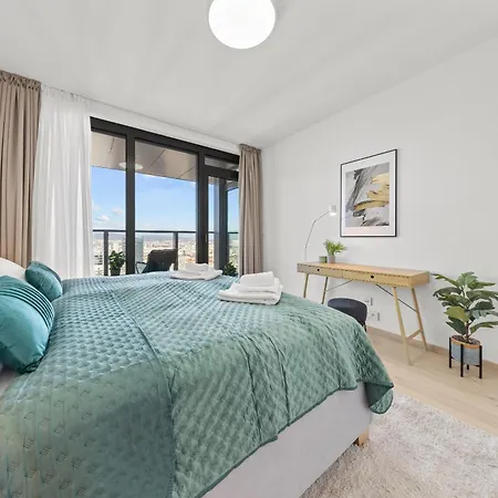 X34th Floor - Touch The Clouds In The Tallest Building In Eurovea Διαμέρισμα Μπρατισλάβα