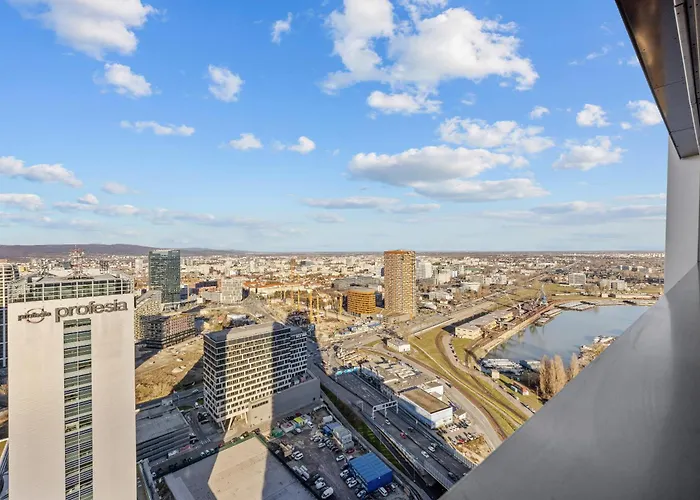 X34th Floor - Touch The Clouds In The Tallest Building In Eurovea براتسيلافا