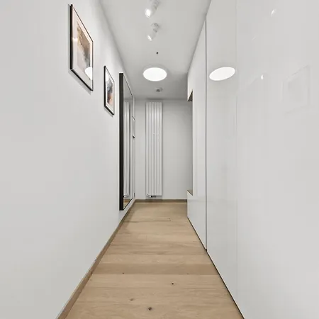 X34th Floor - Touch The Clouds In The Tallest Building In Eurovea Apartman