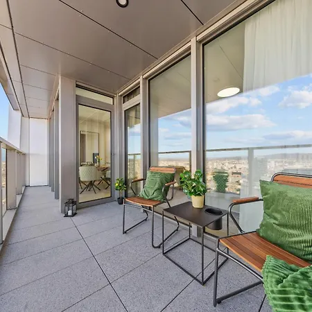 X34th Floor - Touch The Clouds In The Tallest Building In Eurovea Apartman