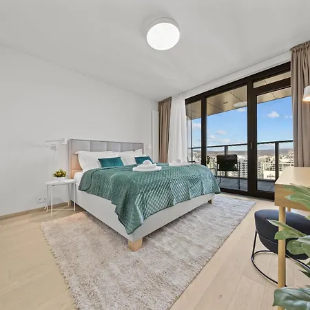 X34th Floor - Touch The Clouds In The Tallest Building In Eurovea Appartement *