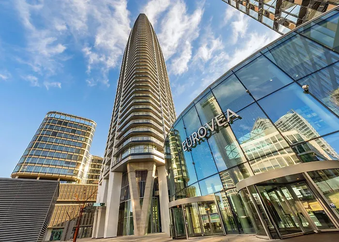 X34th Floor - Touch The Clouds In The Tallest Building In Eurovea Apartament Bratislava